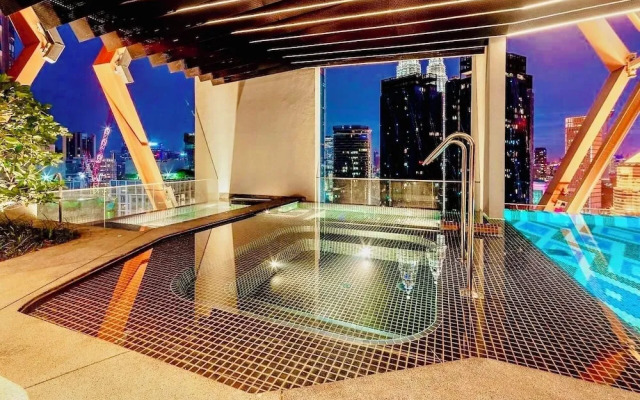 Scarletz Suites KLCC by M SUITES