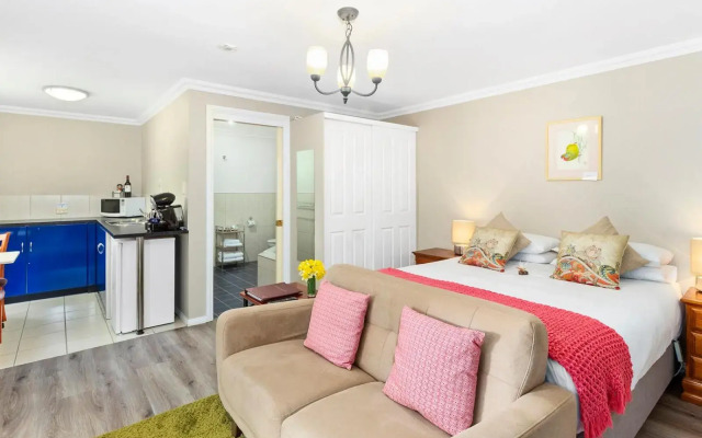 Oyster Cove Chalet
