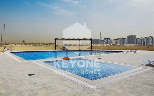 KOHH – Studio in Reef Residence