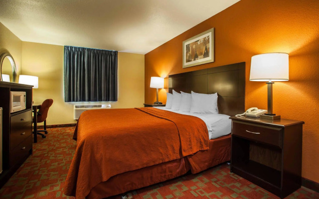 Quality Inn O'Fallon IL - St. Louis