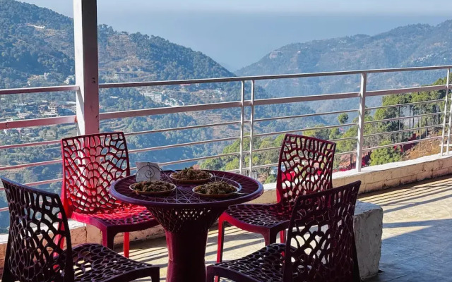Red Stone Kasauli