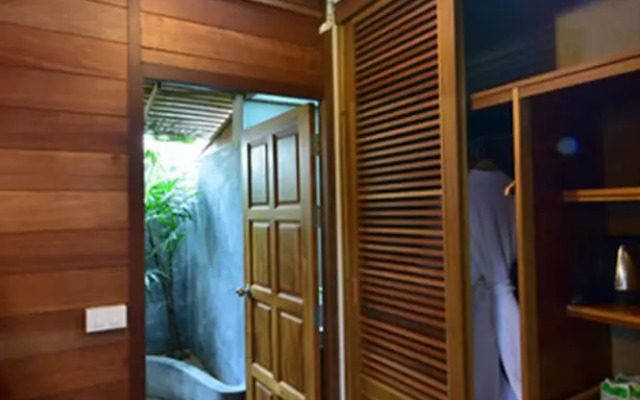 Rice Farm Villa Suratthani