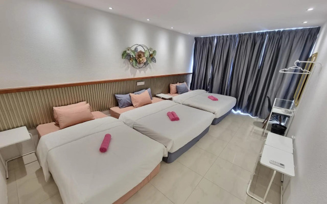 One Point Hotel - RH Plaza