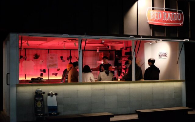 Bed Radio Dongmoon - Hostel