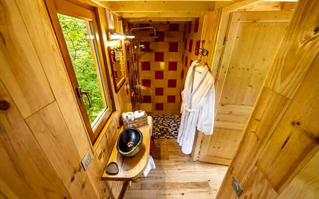 Les Cabanes Perchées du Mas del Bosc