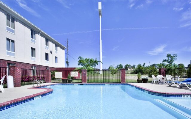 Comfort Inn & Suites Ruston-East