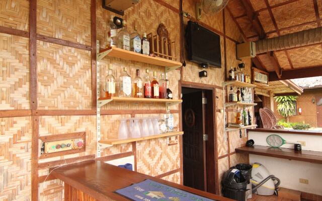 Parrot Paradise Resort