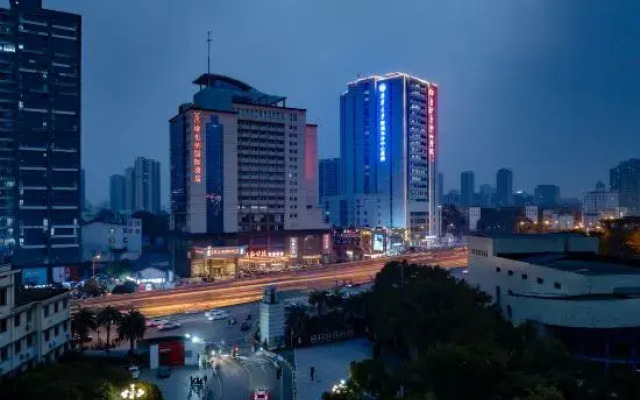 Vienna International Hotel (Changsha Railway College Linke University Subway Station)