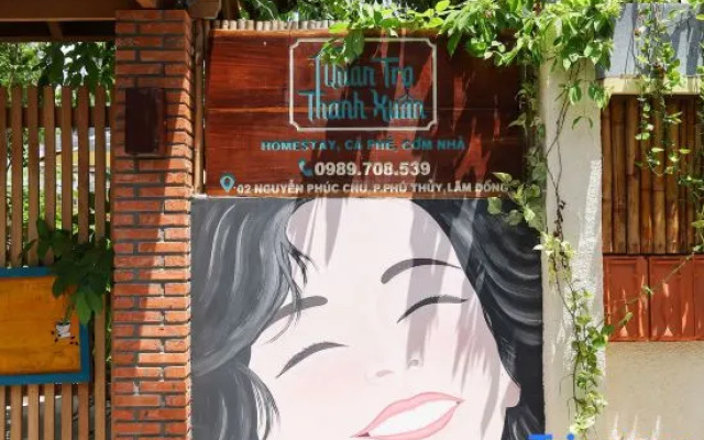 Quan Tro Thanh Xuan Homestay