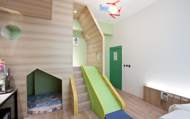Wind Natural Parent-child Inn