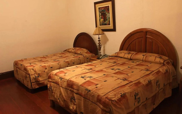 Hostal Porta