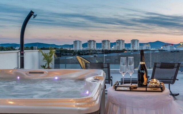 Luxury Majpruz Suites I