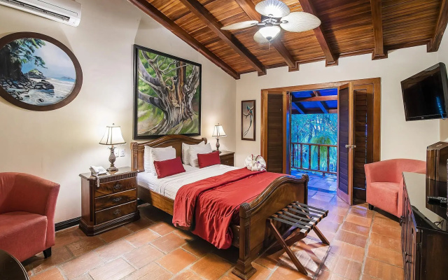 Hotel Villas Lirio