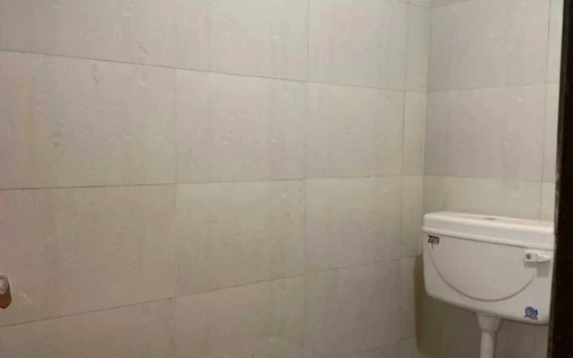 Spot On 88657 Hotel Dazi Star