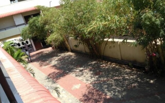 Ramanas Inn