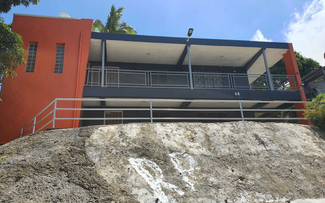 Single Room with Shared Kitchen and Living Room