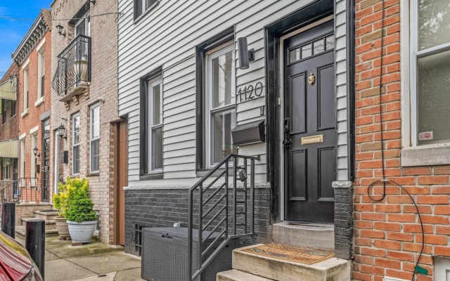 Stylish 3-Bedroom Home in Philly