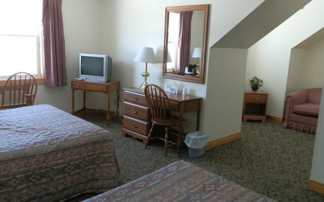 Hopewell Rocks Motel & Country Inn