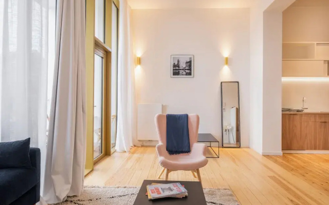 New Apartment Center of Trendy St Gille