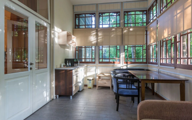 Roze Boutique Apartments