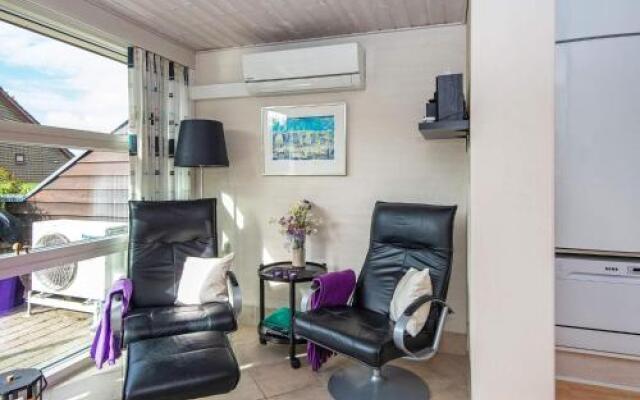 Two-Bedroom Holiday home in Henne 2