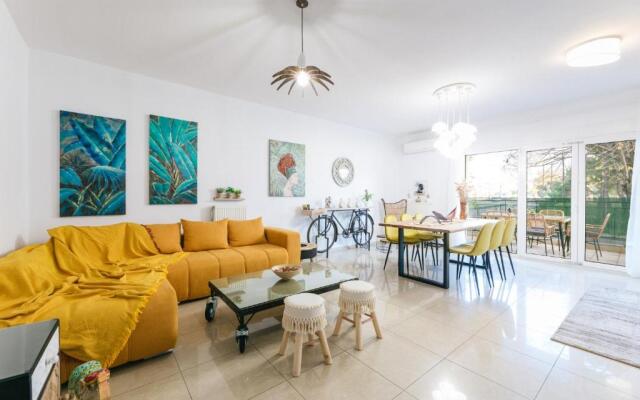 Grand Lux Apartment