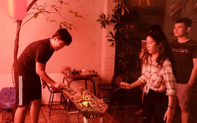 Hostie Saigon Wanderlust Home