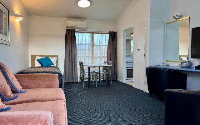 Teal Motor Lodge – Guest Rooms – Gisborne