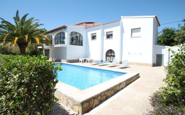 Sara - sea view villa with private pool in Calpe