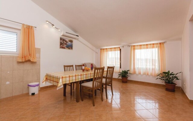 Nice Home in Trogir With Wifi and 3 Bedrooms