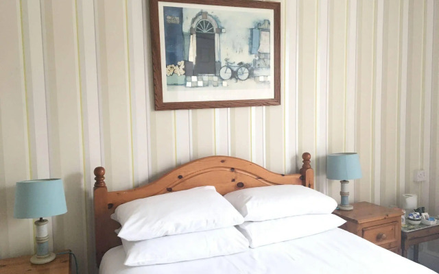 Penny Farthing Hotel