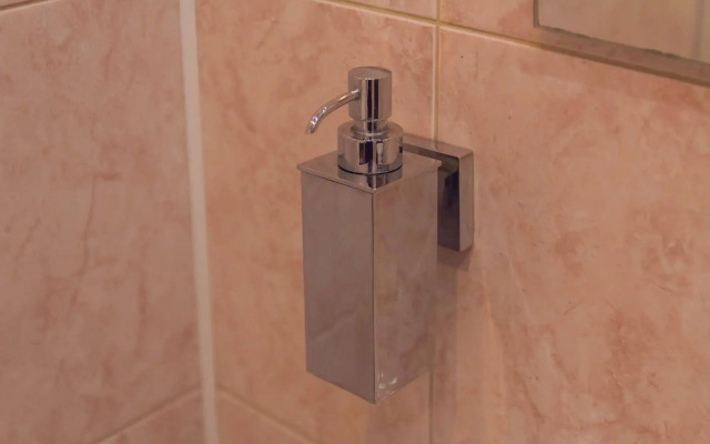 Парк-Отель Май