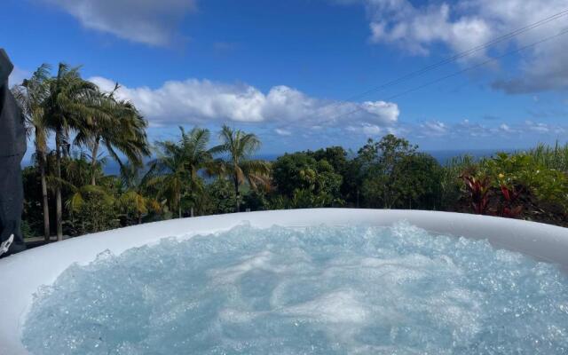 l'escapade créole bungalow Longani jacuzzi privatif
