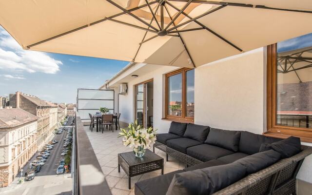 Oasis Apartments - Oktogon II