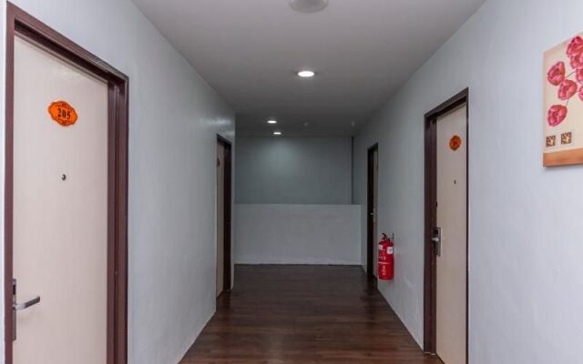 OYO 966 Segamat Red Orange Hotel Sdn Bhd