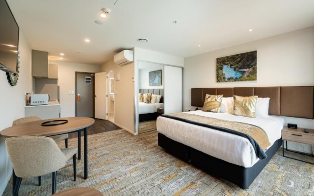 LQ Queenstown by Wyndham