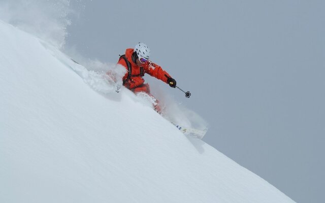 Village Center Condo 1F