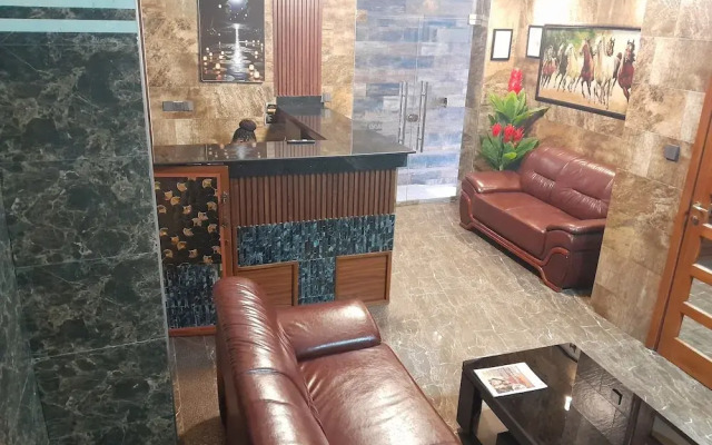 Mazola Diamond Hotel
