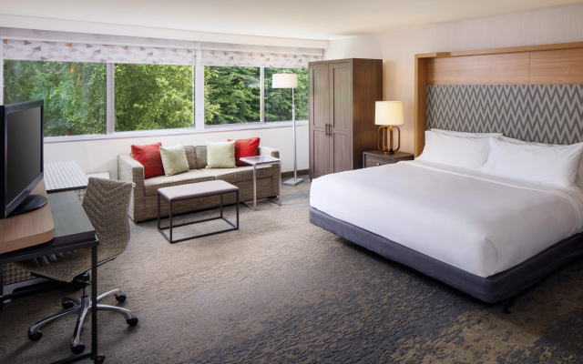 Holiday Inn Charlottesville-Monticello by IHG