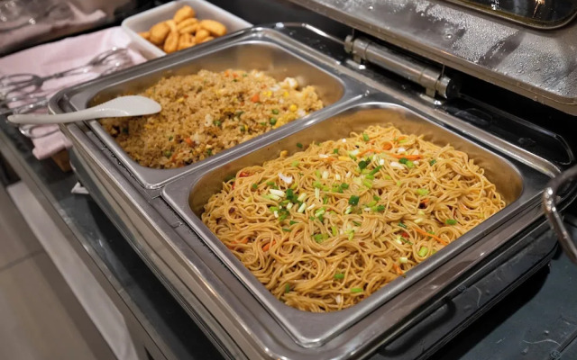 Rest Comfort Hotel (Zhoujiazui Rd. Branch)