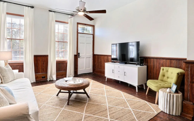 Gallery Stays - Spartina
