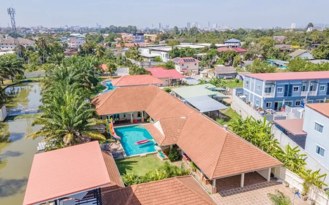 Pool Villa for Families and Party