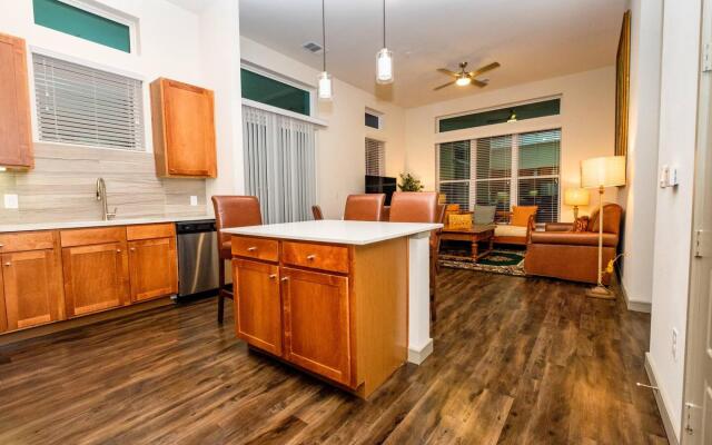 Huge Condo Great Price I Downtown Houston