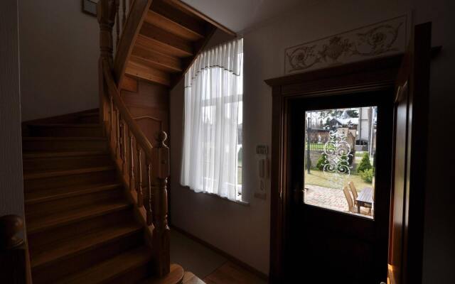 M.S. Kuznetsov Apartments Luxury Villa