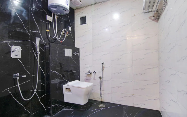 Fabhotel Satyam International