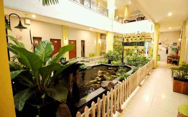 Zaen Hotel Syariah Solo