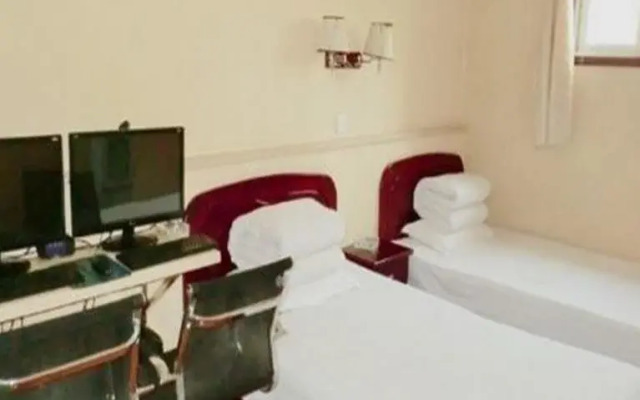 Qinhuangdao Shanhaiguan Lutong Hotel