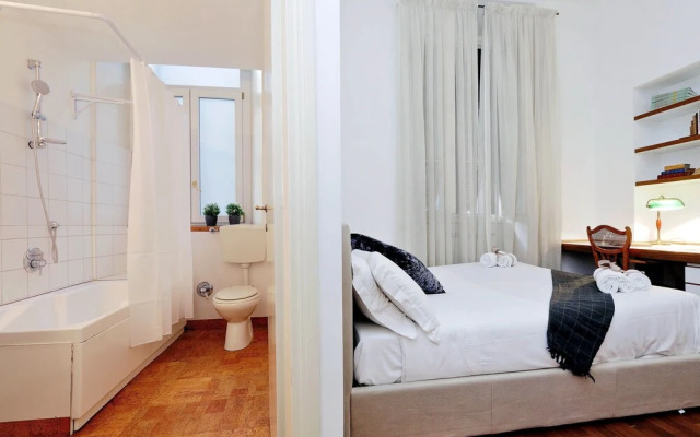 Three bedrooms Spagna Apartment