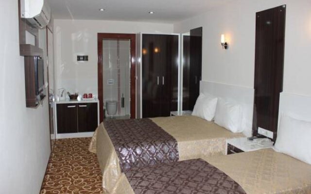 Cali Royal Otel