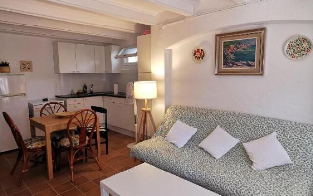 Cozy apartment 30 steps from the ocean